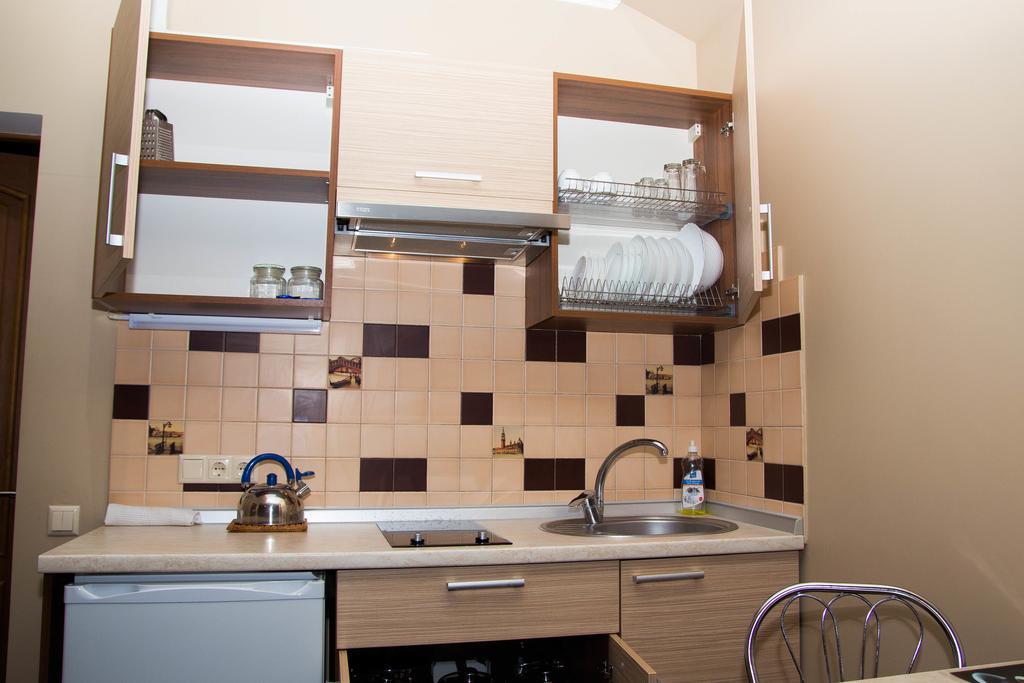 Yuzhniy Dvorik Aparthotel โอเดสซา ภายนอก รูปภาพ